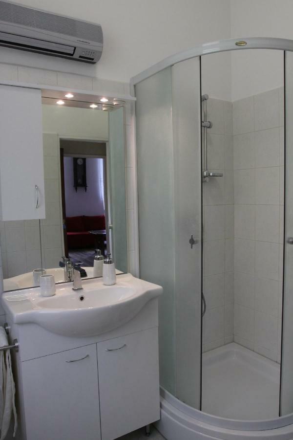 شقة غييكا  في Apartman Bulevard المظهر الخارجي الصورة