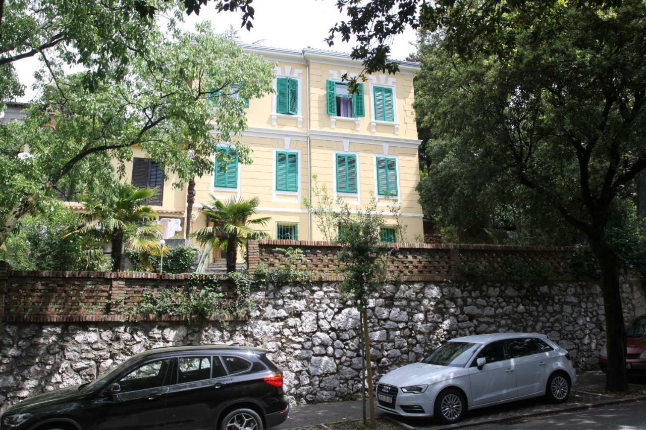 شقة غييكا  في Apartman Bulevard المظهر الخارجي الصورة